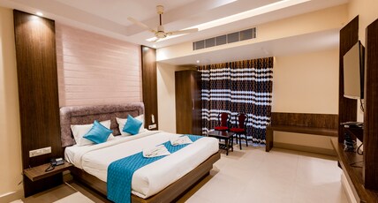 Hotel Serene Palace Room Type - Deluxe Room