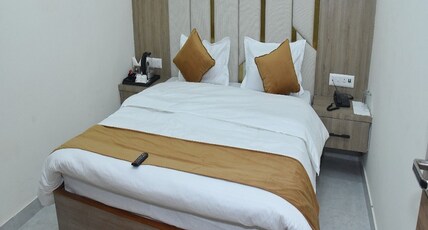 Hotel The Royal Jewel Room Type - Deluxe Room