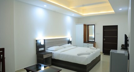 RJ ROSS RAMAPURAM RESIDENCY Room Type - Deluxe Non AC With King Bed Or Twin Bed RJ ROSS RAMAPURAM RESIDENCY Room Type - Deluxe Non AC With King Bed Or Twin Bed