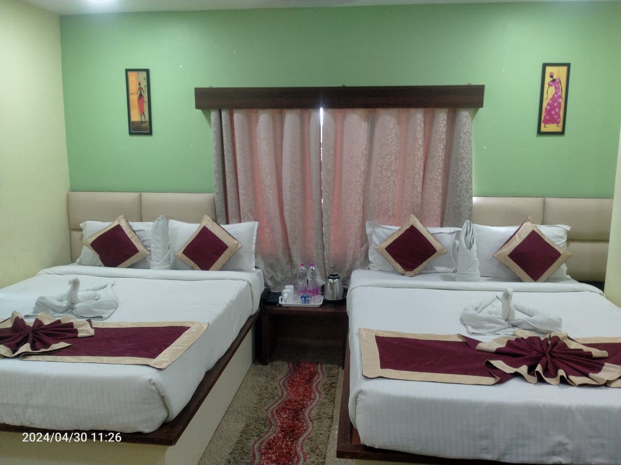 Hotel Coral Suites (With Swimming Pool and 400 m from Sea beach) - Tap to explore photos