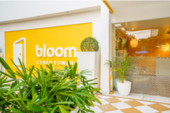 Bloom Hotel Cyber Towers