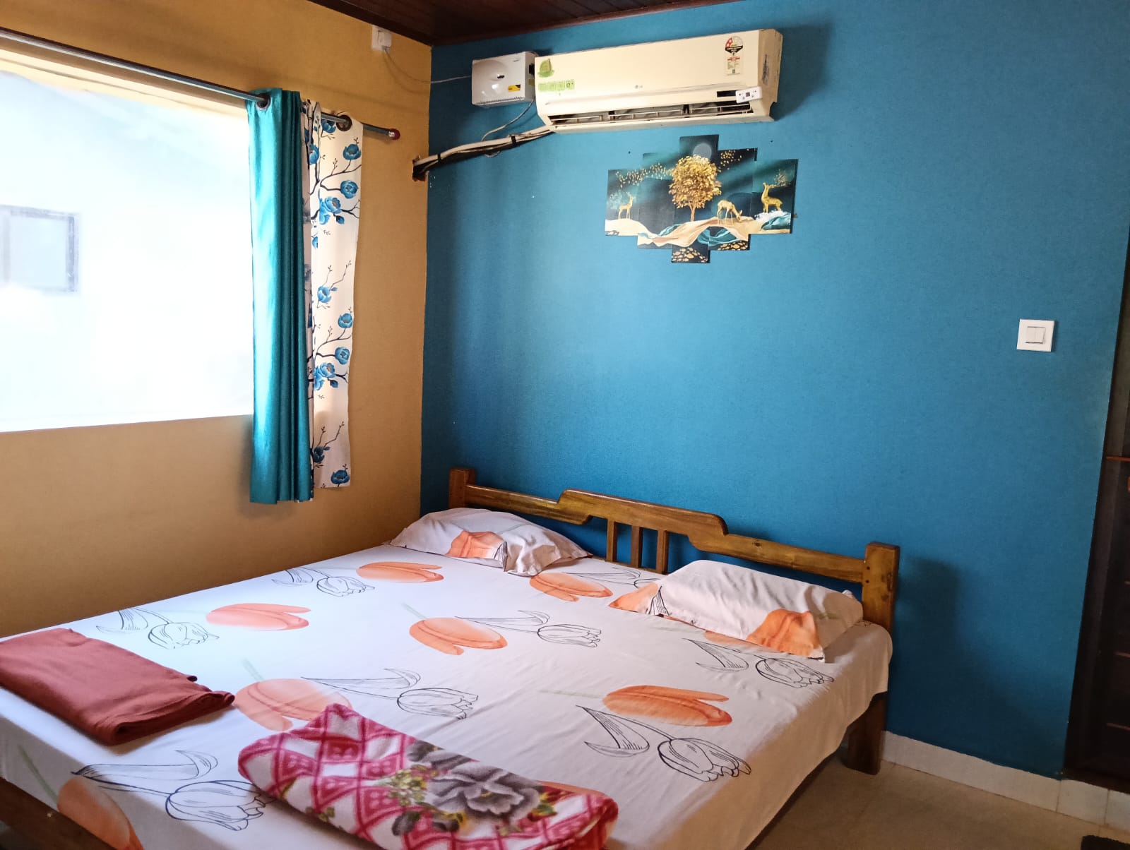 Gokarna Beach Homestay - Tap to explore photos