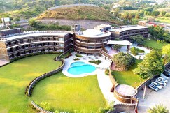 Seasons Park Resort & Spa