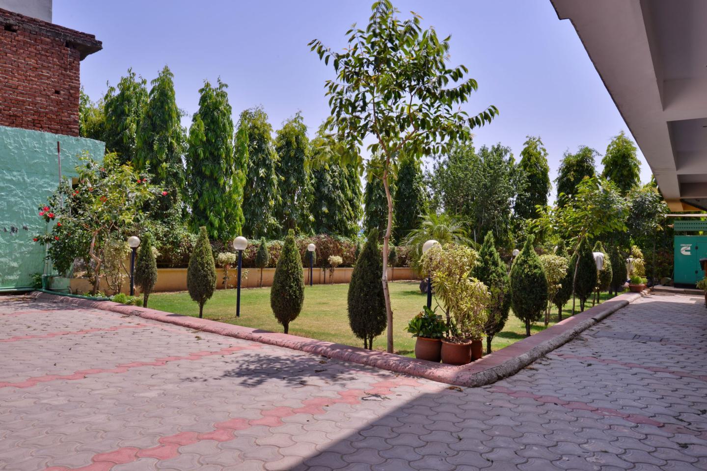 Hotel Ashoka Residency - Tap to explore photos