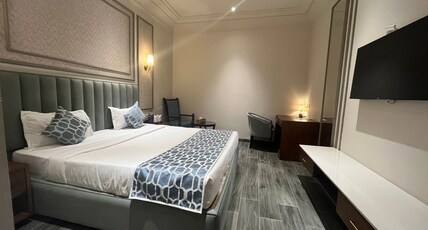 Hotel Altiz Palm Room Type - Deluxe Room With Work Desk