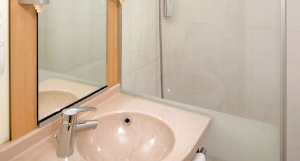 ibis Paris Porte d'Italie Room Type - Standard Room with 1 double bed