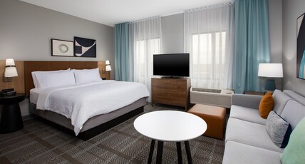 Staybridge Suites AMES, an IHG hotel Room Type - 1 King Studio Suite Mobility Accessible