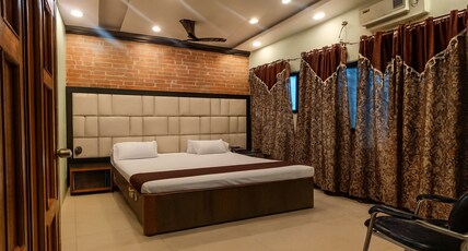 Hotel Rambha Grand - Opposite to Church Near Railway Station Room Type - Executive Room