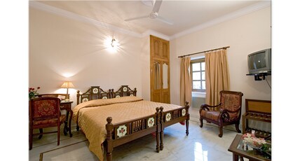 Hotel Madhuban Room Type - Deluxe Room