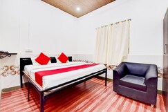 Photos of Hotel O Paradise Inn
