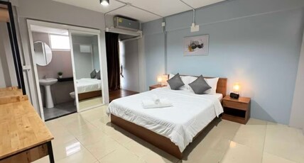 Collection O Mahidol Road Room Type - Deluxe Double
