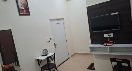 HOTEL ROYAL GALAXY By WB Inn Room Type - Executive Room