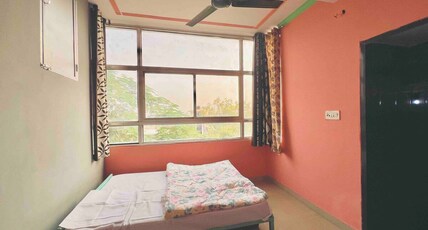 Bhoora House Luxury rooms Room Type - BhooraHouse Room with BIG Window