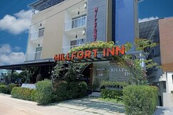 Hillfort Inn Hotel