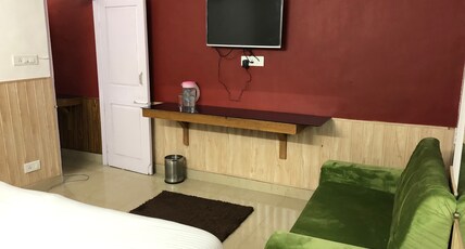 Jasmine Guest House Room Type - Family room