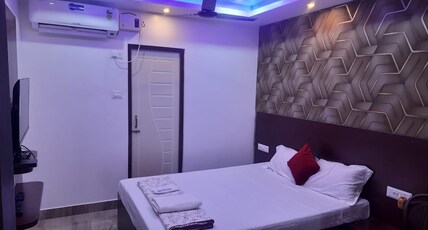 Hotel Priyanka Room Type - Deluxe Room