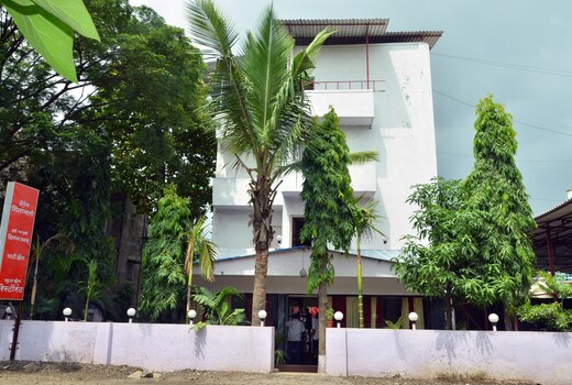 Hotel Geetanjali St Bus Stand Panvel