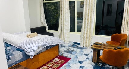 Tyagi Comfort Stay, Mussoorie Room Type - Luxury Room With Hill View