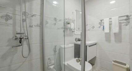 Amber Beach Room Type - Deluxe Queen Room with City View & Balcony (Free Return Airport Transfer) Amber Beach Room Type - Deluxe Queen Room with City View & Balcony (Free Return Airport Transfer)