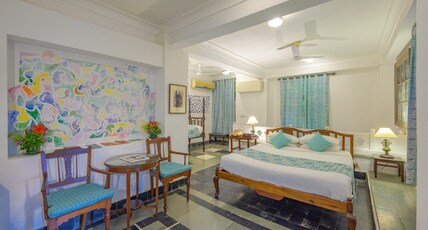 Neemrana Fort-Palace Room Type - Heritage Old World Room