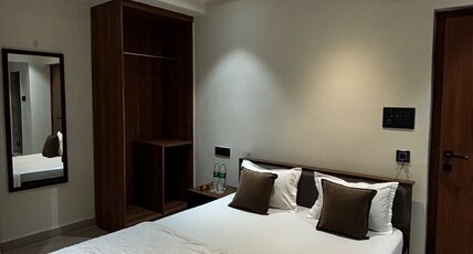 Sparrow nest homestay Room Type - The nest oasis private bathtub