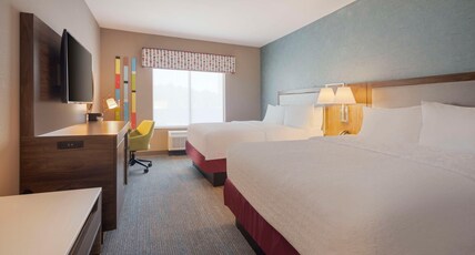 Hampton Inn Clovis, NM Room Type - 2 QUEENS W  FRIDGE MICROWV