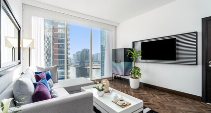 Pullman Dubai Downtown Room Type - Deluxe Suite