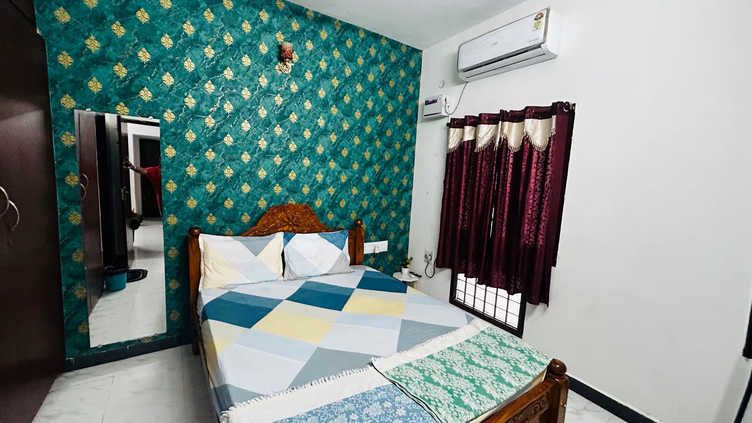 Sheelis Home Stay - Tap to explore photos