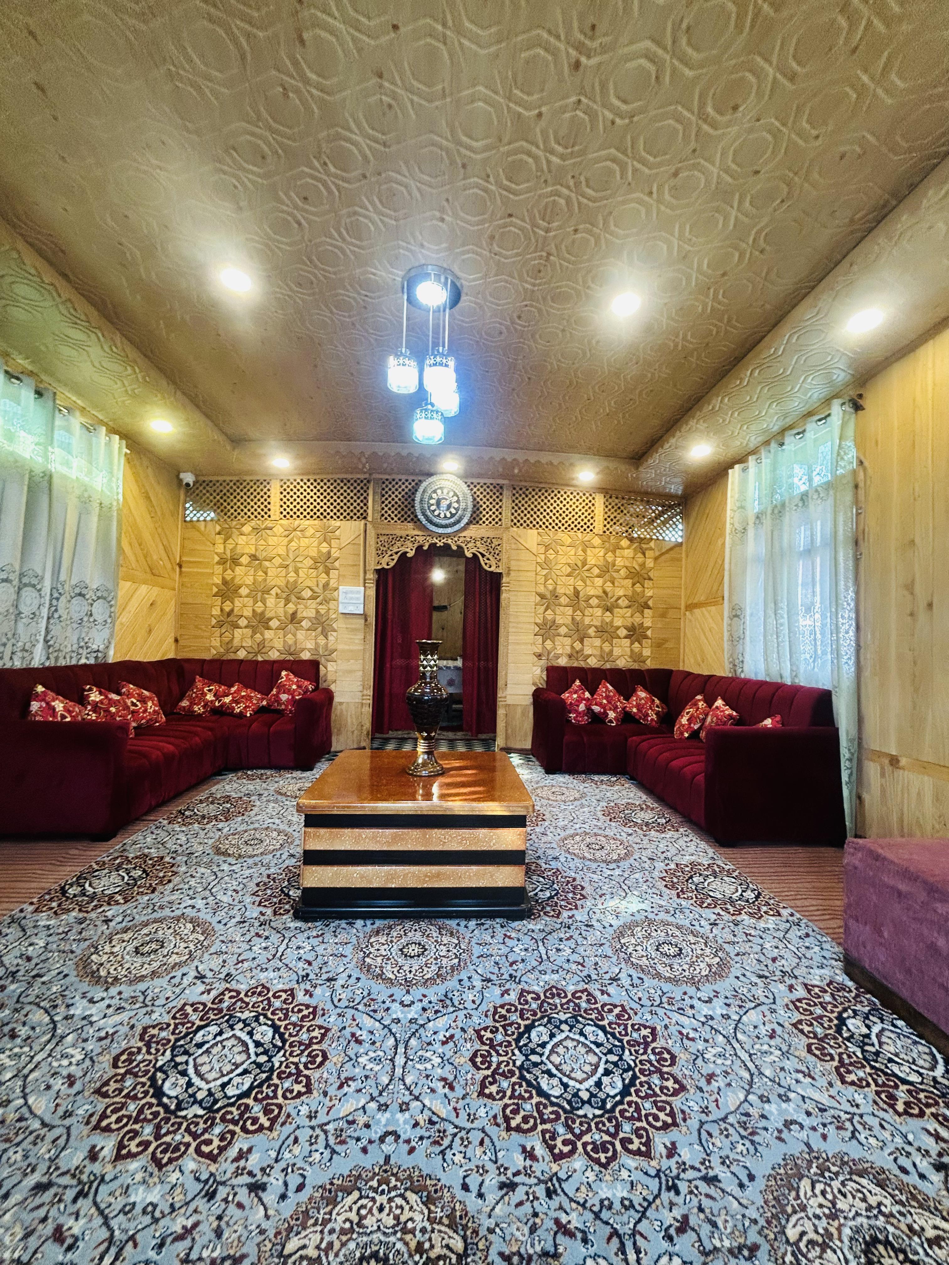 Humayun groups - Tap to explore photos