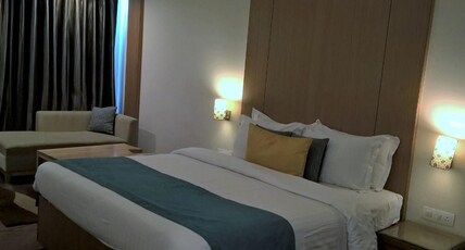 Lemon Tree Hotel Dehradun Room Type - Business Room