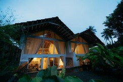 Tool House: Great Estate Stay for Remote Work