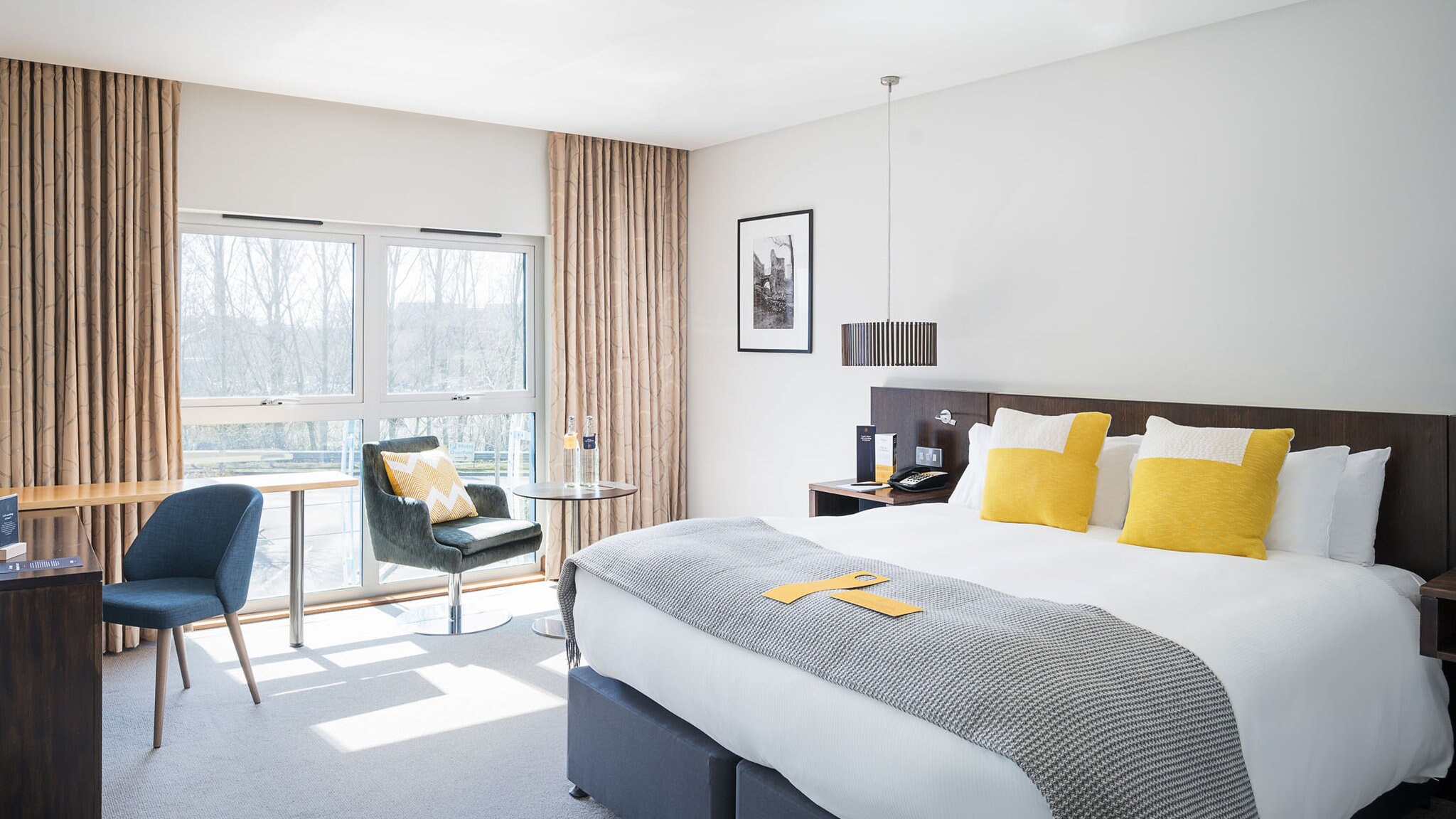 voco Reading, an IHG Hotel - Tap to explore photos