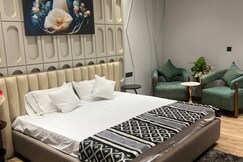 Callista Stay with grace find your space