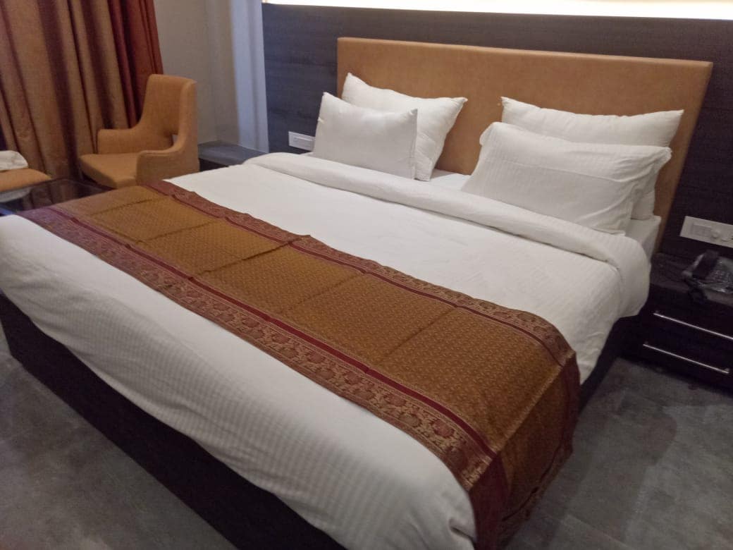 Hotel Abhinav International - Tap to explore photos