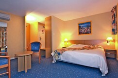 Mercure Luxeuil les Bains Hexagone
