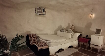 Caves by Craftels Room Type - King Cave With Jacuzzi