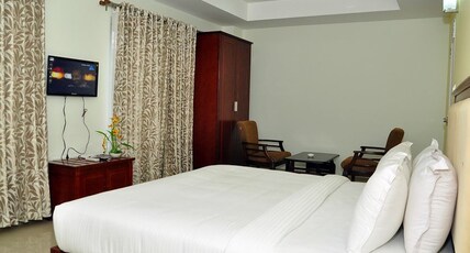 Hotel Meriya Room Type - Deluxe Room