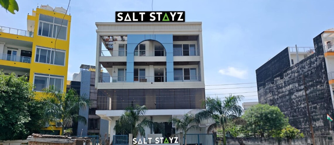 Saltstayz Premier Noida Sector 135 Expressway - Tap to explore photos