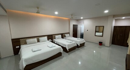 Hotel Lavender Elite Room Type - Family Room 4 Bed AC