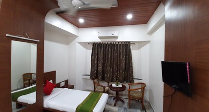 Hotel City Palace Room Type - Standard non Ac room