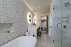 InterContinental Hotels TEGUCIGALPA AT MULTIPLAZA MALL