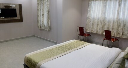 Hotel Atmaram Room Type - Premium AC with free WI FI