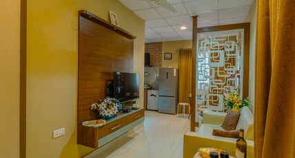 Sanfrancisco Holiday Homes Room Type - Apt 7 Deluxe - 1BHK (First Floor) Rear Ent View