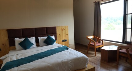 VANAM RESORT AND ROOP TOP Room Type - Deluxe