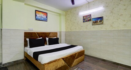 Hotel O HOTEL EMPIRE 18 Room Type - Classic