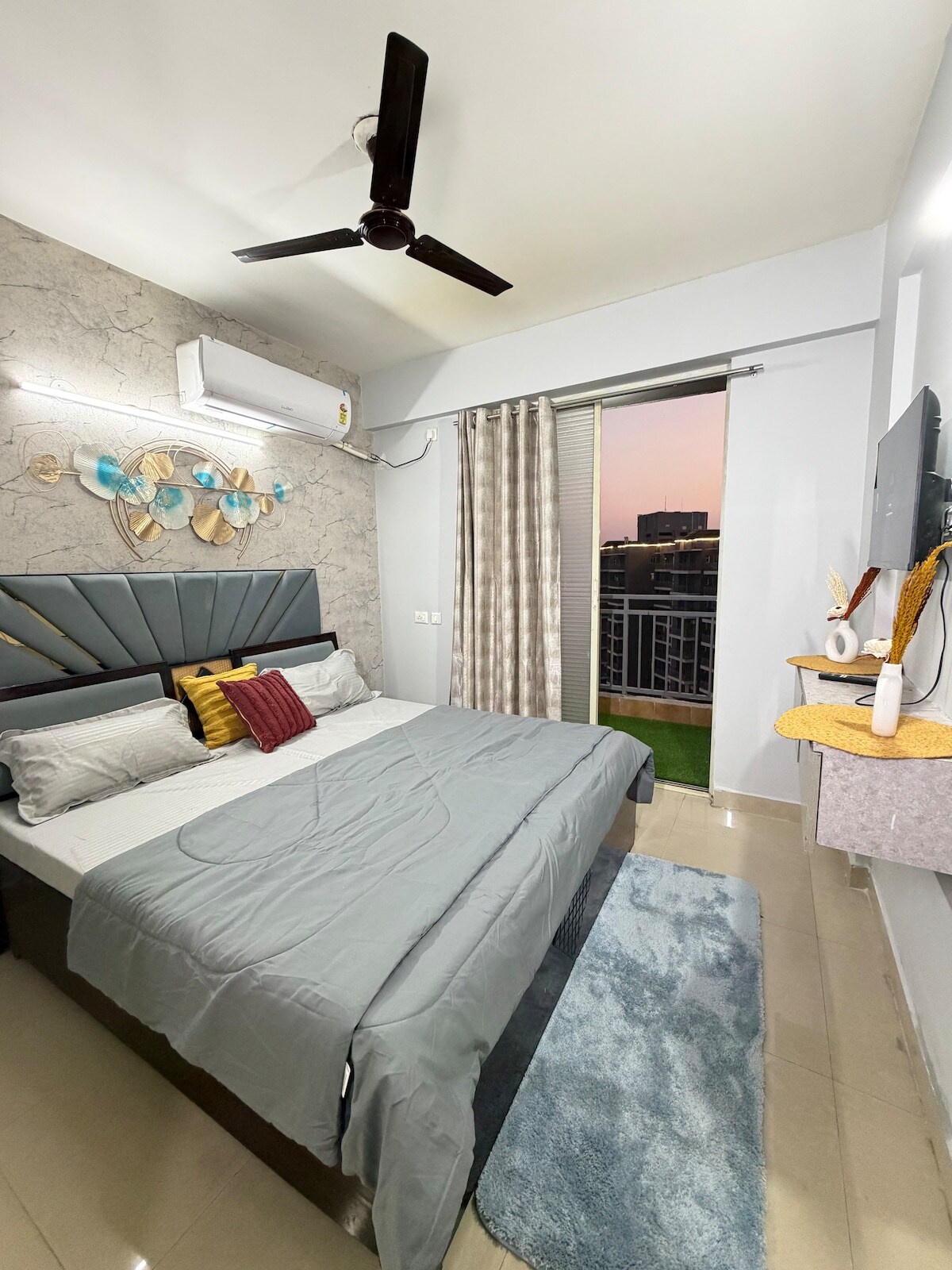House of Sukoon 2 bhk Apartment - Tap to explore photos