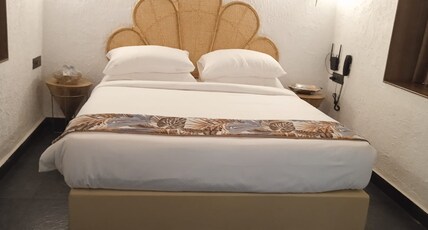 Riverside Resort Room Type - River Front Cottage with private verandah
