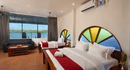 Akanta Cherai Beach Resort Room Type - Superior Lake View Room