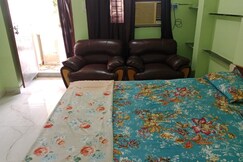 Studio Apartment with Kitchen