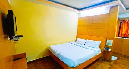 Pavitra Paradise Room Type - Standard Room NON AC